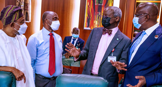 VP Osinbajo, Ministers present as Buhari presides over FEC meeting