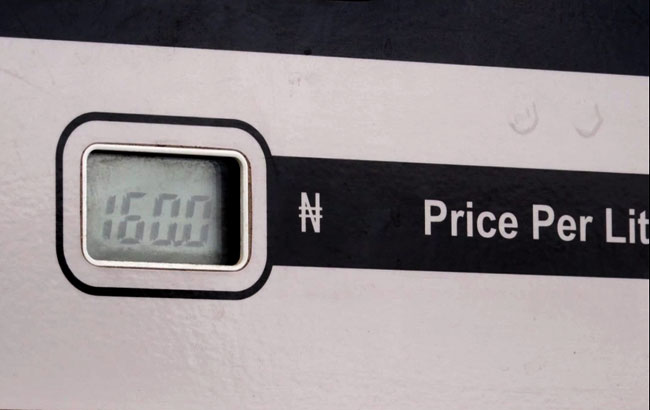 Nigerians groan as petrol price hits N160 per litre