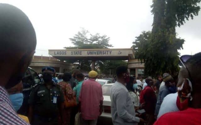 BREAKING: Vice-Chancellor, students locked out as ASUU, NASU members protest in Lagos University