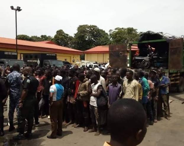 Police go after looters, 483 arrested in Lagos, Plateau, Anambra, others