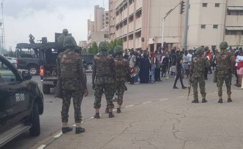 Nigerian Soldiers kill five protesting secondary school students in Taraba