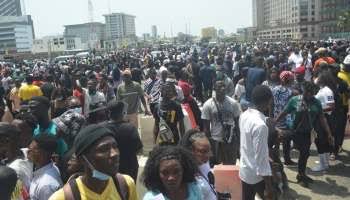 BREAKING: #EndSARS protesters shut Alausa Secretariat