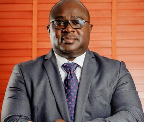 Dada Adekunle Awosika, Tijanni Alkali Gazali, 70 others conferred Senior Advocate of Nigeria