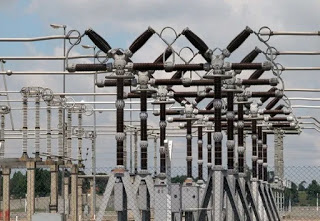 Blackout as power grid collapses