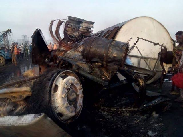 UPDATE: 45 vehicles confirmed burnt, two killed on accident at Lagos-Ibadan Expressway