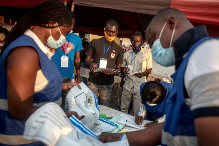 Ghana awaits results from tight presidential vote