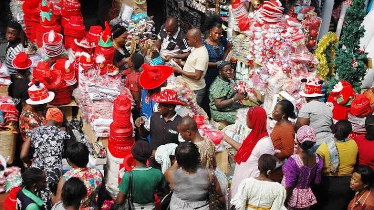 Christmas ‎festivities around the world