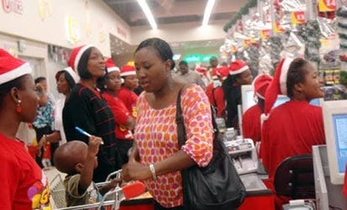 Christmas ‎festivities around the world
