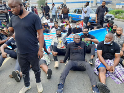 Pirates Attacks: Bonny Island residents storm Rivers Govt House, Assembly in protest