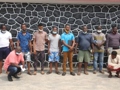 EFCC arrests ten for alleged internet fraud in Lagos