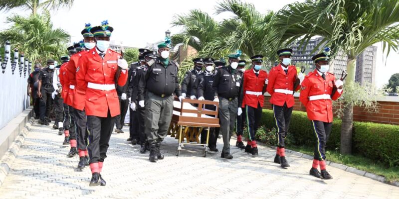 Bishi, gets a befitting burial amidst tears