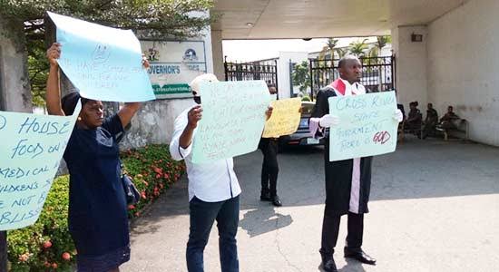 Ayade sacks 30 magistrates for protesting non-payment of salaries for 24 months
