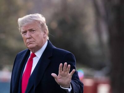 BREAKING: Lawyers dump Donald Trump ahead of impeachment trial