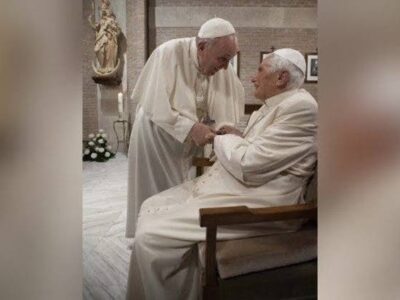 BREAKING: Pope Francis, ex-pope Benedict get virus vaccines: Vatican
