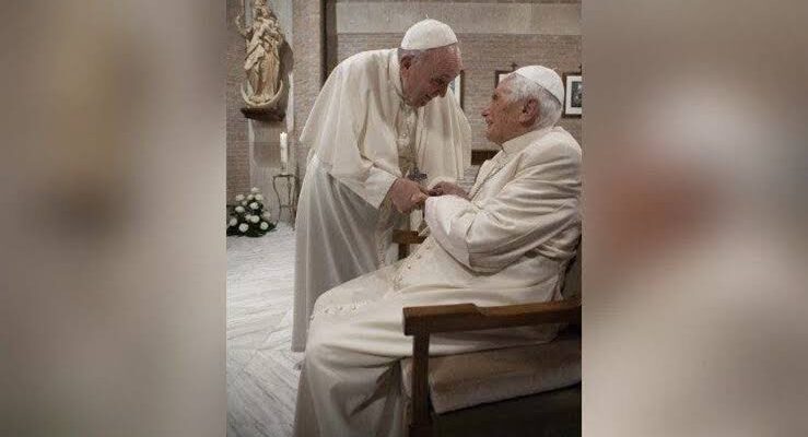 BREAKING: Pope Francis, ex-pope Benedict get virus vaccines: Vatican