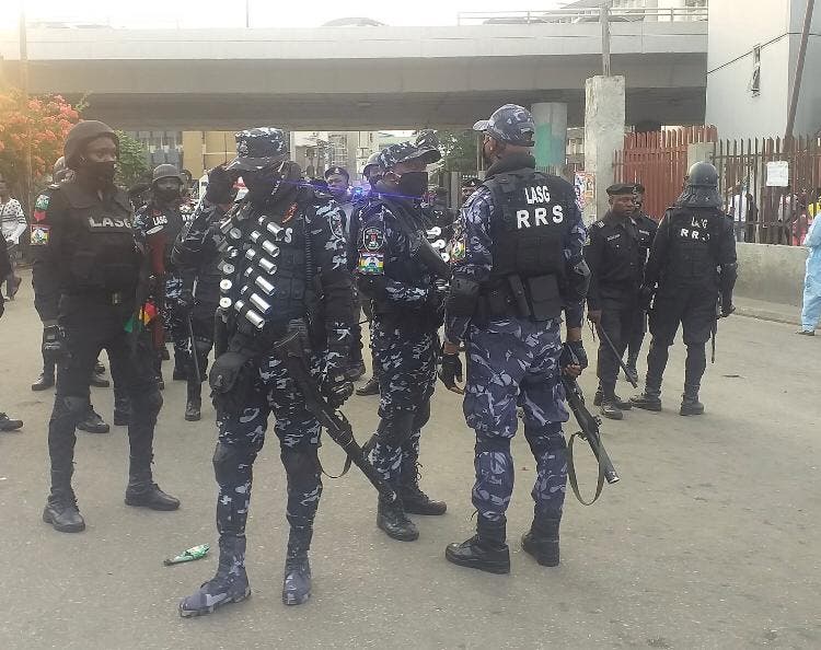 HAPPENING NOW: Police in show-of-force at Lekki toll gate ahead of proposed protest  
