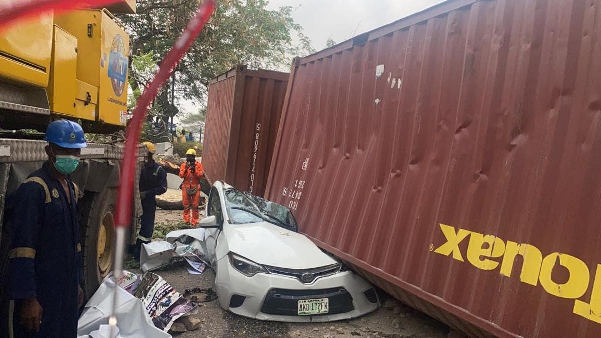 Container falls, crushes car in Lagos 