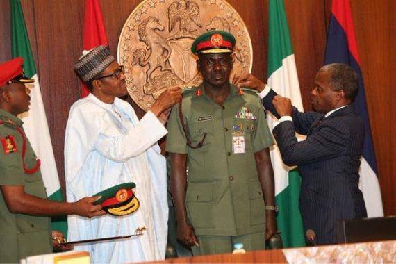 BREAKING: Buhari decorates new Service Chiefs