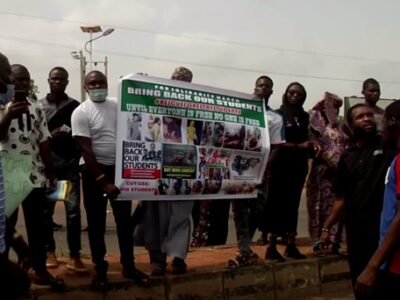 Kaduna Abduction: Parents Protest, Give Govt 48-Hour Ultimatum To Rescue Students