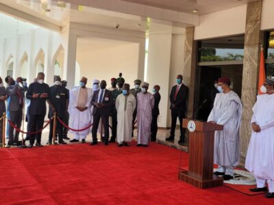 Buhari hosts new Niger President