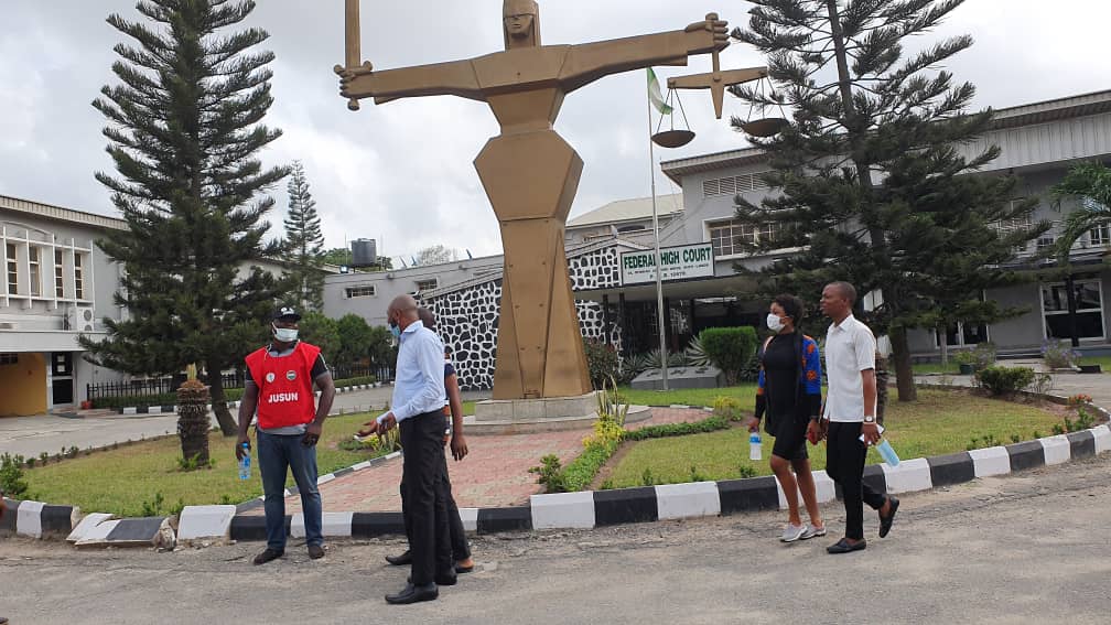 Breaking News:JUSUN storms Federal High Court Ikoyi Lagos.  Send judicial workers out of court premises.