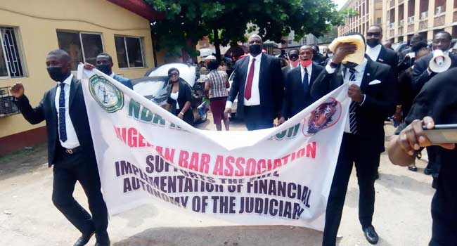 Financial Autonomy: Lawyers visit Lagos Govt House in support of JUSUN strike