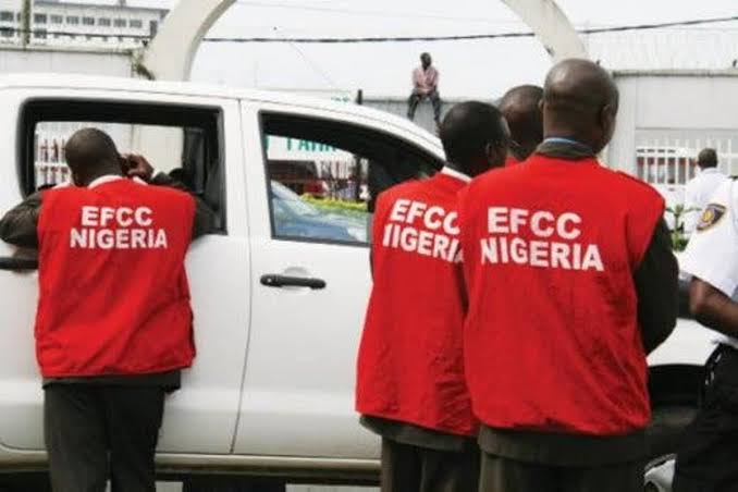 EFCC hands recovered ¥370,000, $1,800 to Japanese victim of fraud