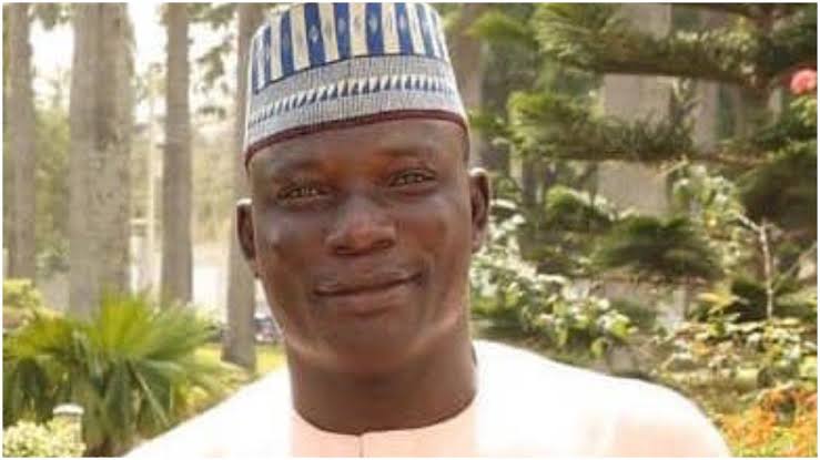 BREAKING: Buhari’s official driver dies in Aso Rock clinic