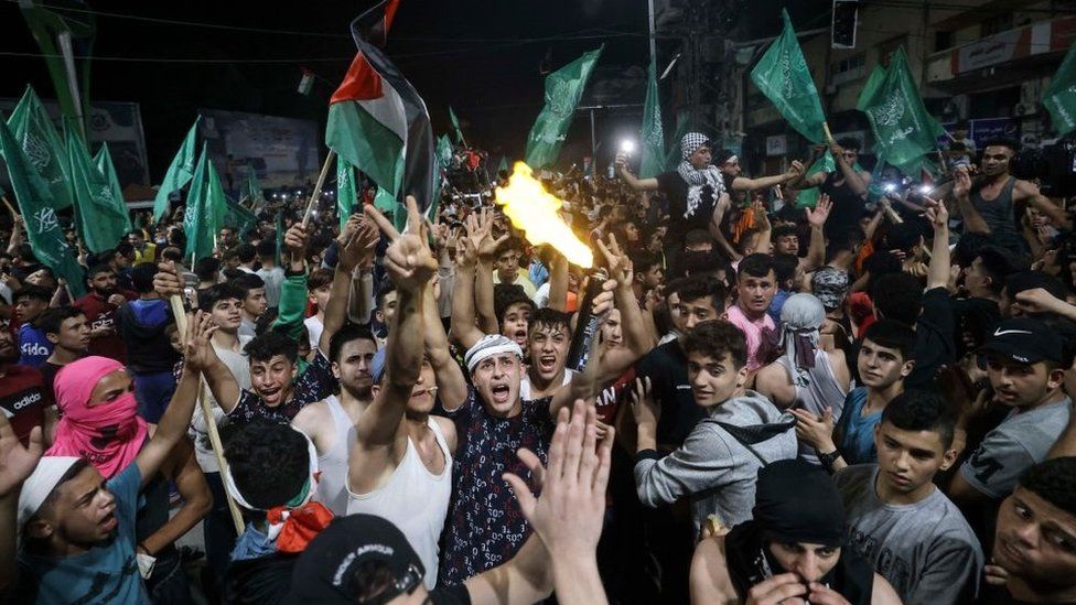 Israeli-Palestinian ceasefire comes into effect