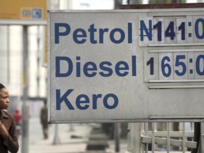 FG to retain fuel price in June, asks Nigerians to avoid panic buying
