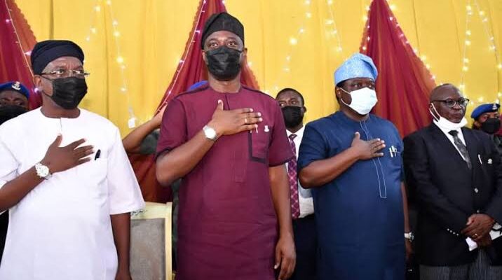 Makinde swears in 32 newly elected LG Chairmen in Oyo