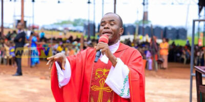 Mbaka shuts adoration for 30 days, urges faithful to embark on private prayers