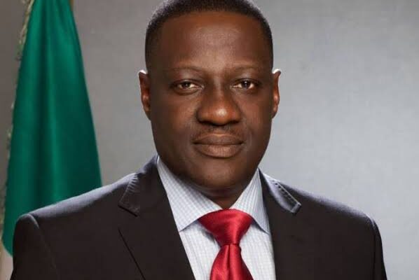 BREAKING: EFCC Arrests Ex-Kwara Governor, Abdulfatah Ahmed