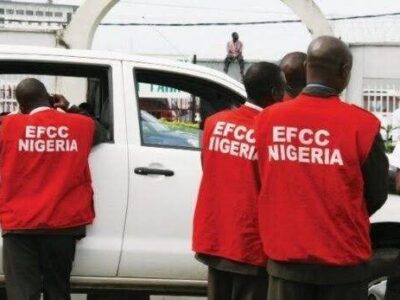 EFCC arrests 11 suspected illegal oil bunkerers in Port Harcourt