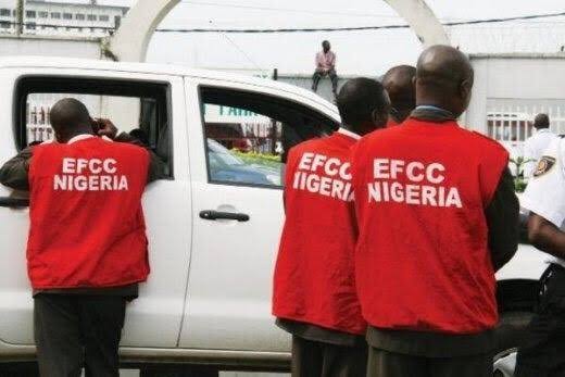 EFCC arrests 11 suspected illegal oil bunkerers in Port Harcourt