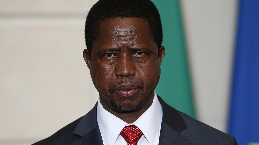 ZAMBIA: President collapses from dizziness during televised ceremony