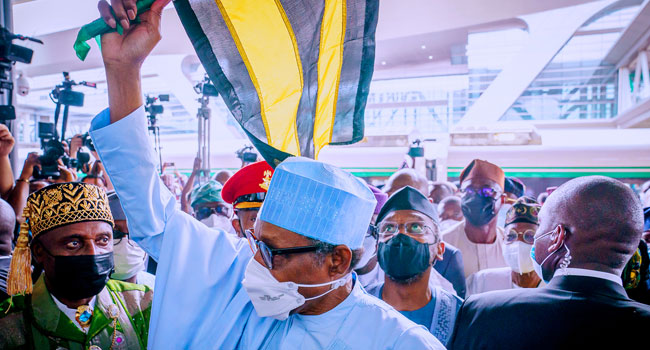 Buhari returns to Abuja after one-day visit to Lagos