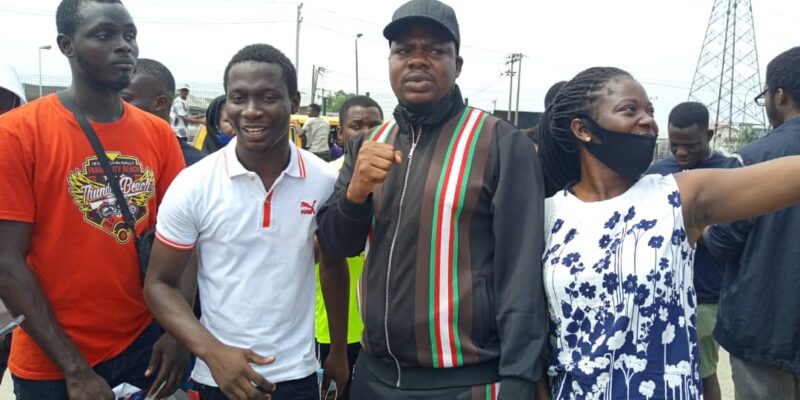 [BREAKING] #June 12: Comedian Mr Macaroni joins protesters in Lagos