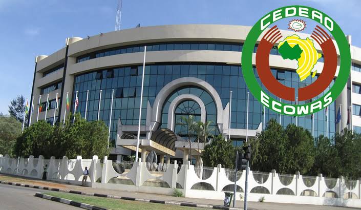 BREAKING: ECOWAS Court stops Buhari govt from prosecuting people for using Twitter
