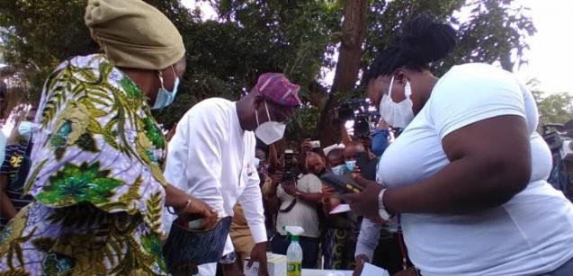 LG Elections: Sanwo-Olu, wife, cast votes at Ikoyi unit