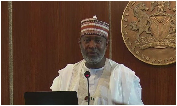 Airlines must refund 100% airfares to passengers after two-hour delay –FG