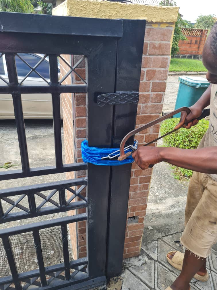 Neighbours cry foul as top Chevron staff throws wife with 8 year old daughter on the street