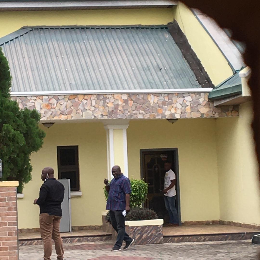 Neighbours cry foul as top Chevron staff throws wife with 8 year old daughter on the street
