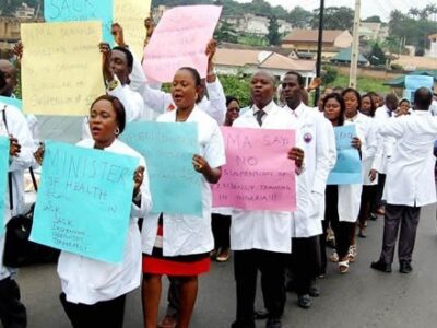 FG doesn’t negotiate until we go on strike – Resident Doctors
