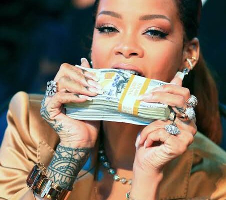 Forbes declares Rihanna a billionaire, ‘Richest Female Musician’