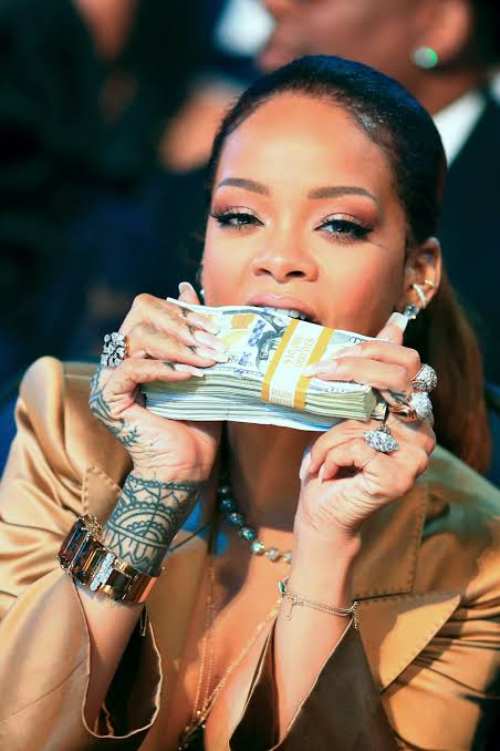 Forbes declares Rihanna a billionaire, ‘Richest Female Musician’