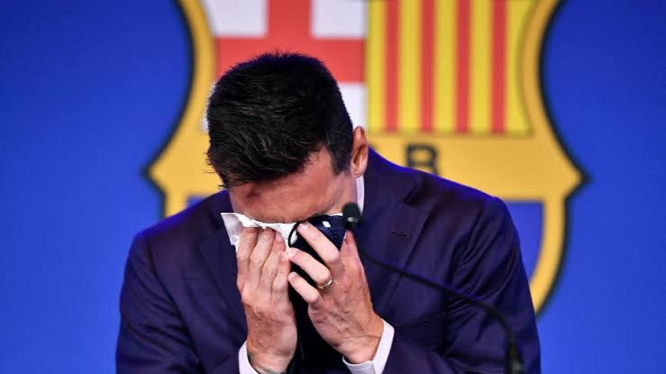 Messi receives formal two-year offer from PSG