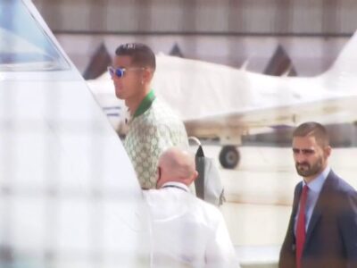 JUST IN: Ronaldo jets out of Italy, bids farewell to Juve teammates