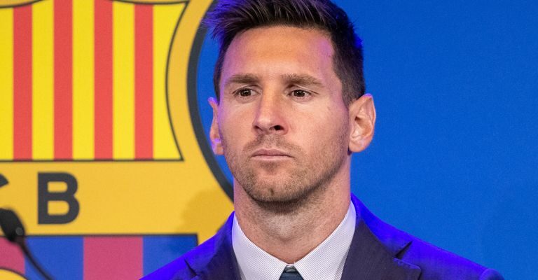 Messi receives formal two-year offer from PSG