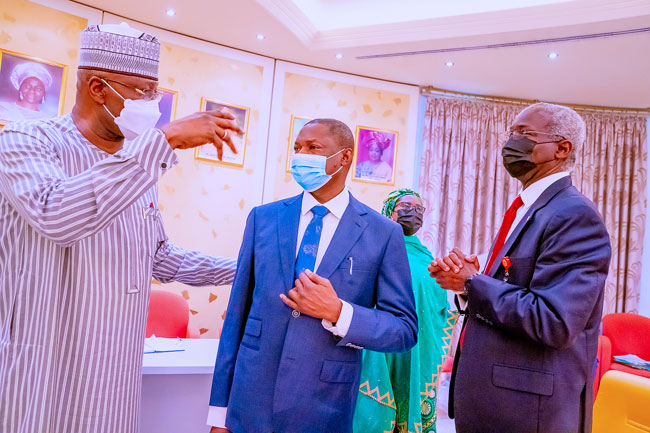 Buhari inaugurates NSIA Board, presides over FEC meeting
